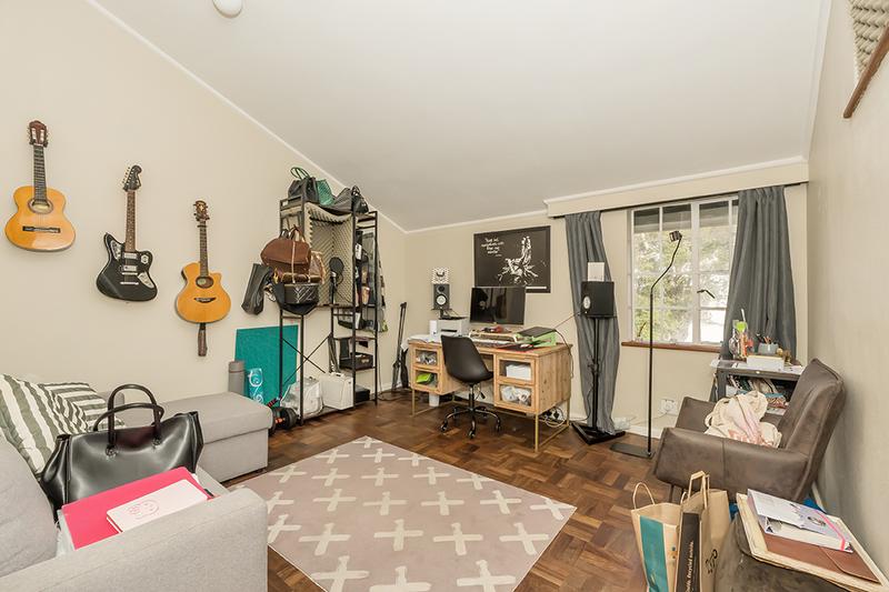 3 Bedroom Property for Sale in Kenilworth Western Cape